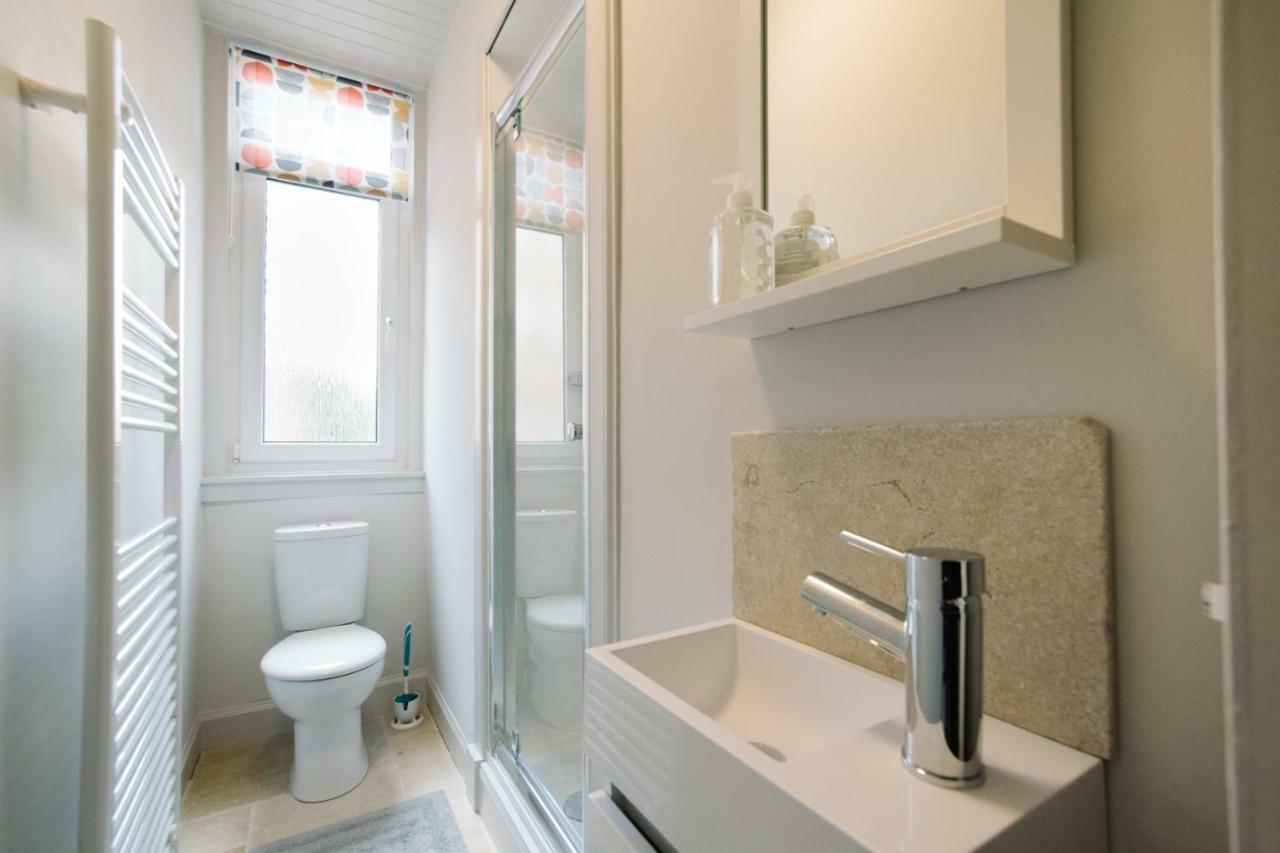Beautiful City Centre Apartment - Holyrood Park Edinburg Exteriör bild